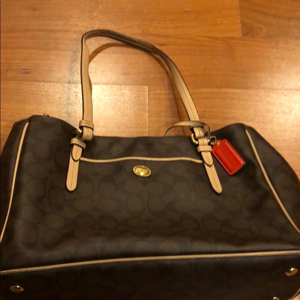 Dark Coach Printed Shoulder Bag